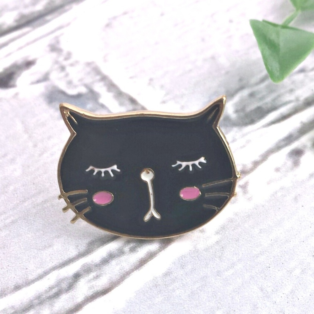 Cat face black enamel lapel pin brooch gold edge